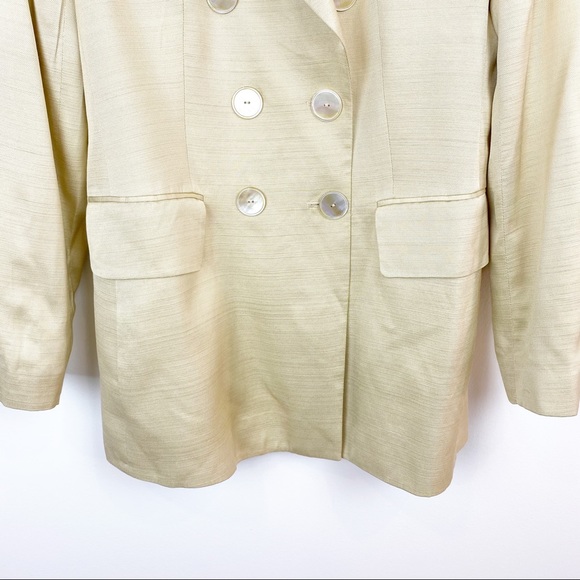 Massimo Dutti | Structured Cream Double Breasted Blazer Jacket - Picture 6 of 14